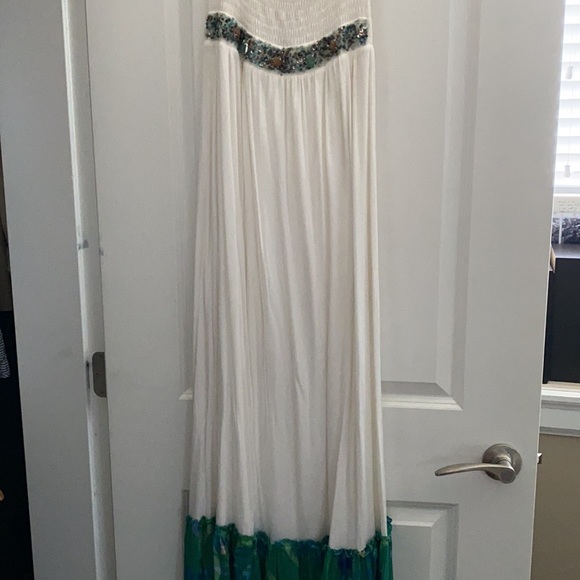 Maxi dress - Picture 2 of 3